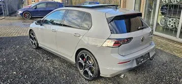 Volkswagen Golf 2025 photo 3