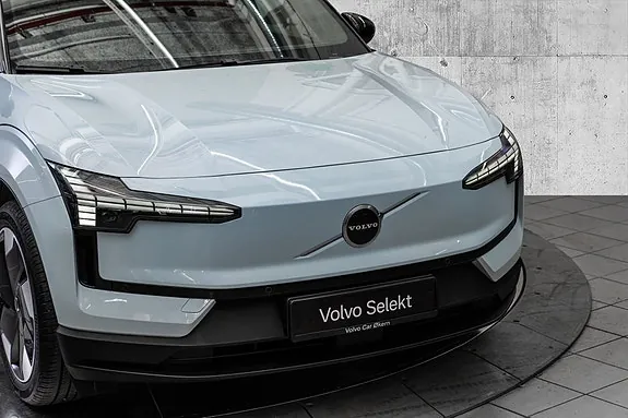 Volvo Ex30 2025 photo 2