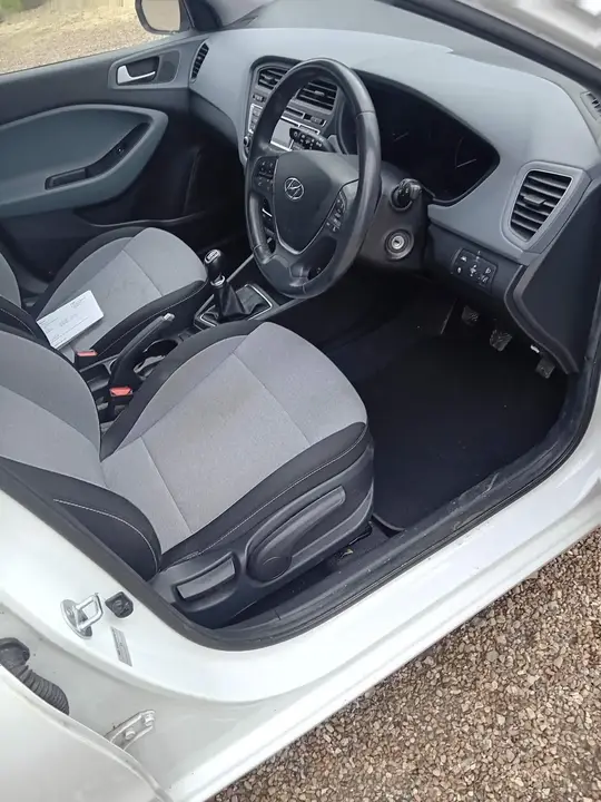 Hyundai I20 2016 photo 5