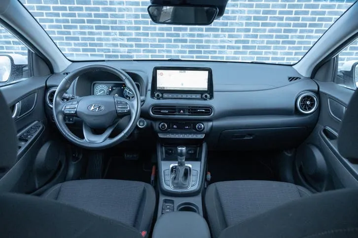 Hyundai Kona 2021 photo 2