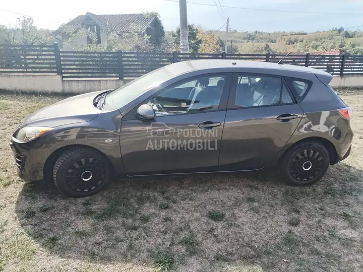 Mazda 3 2011 photo 3