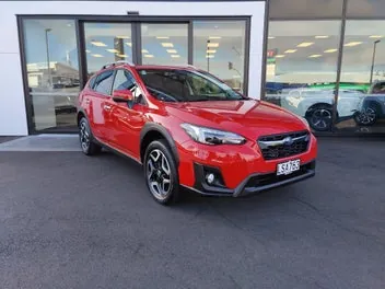 Subaru Xv 2018 photo 2