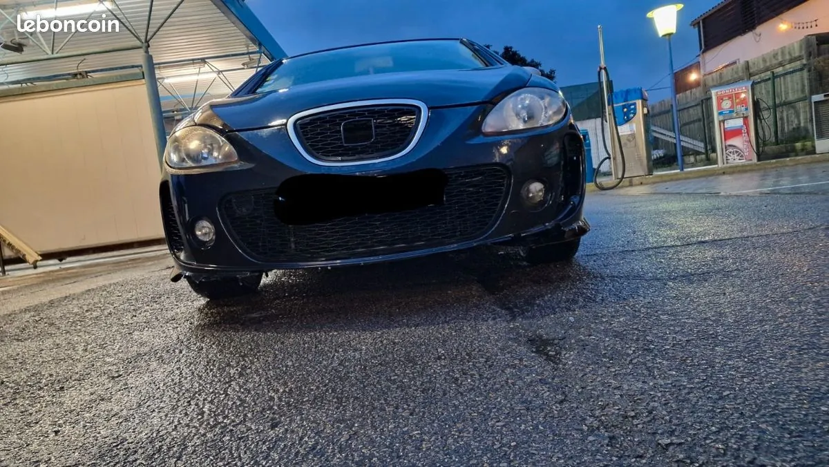 Seat Leon 2009 photo 2