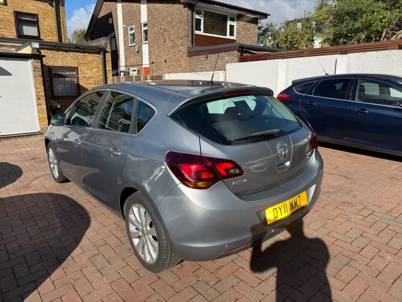 Vauxhall Astra 2011 photo 5