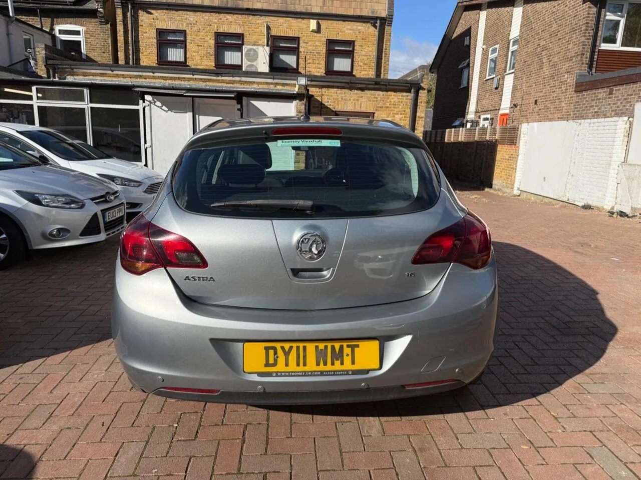Vauxhall Astra 2011 photo 4