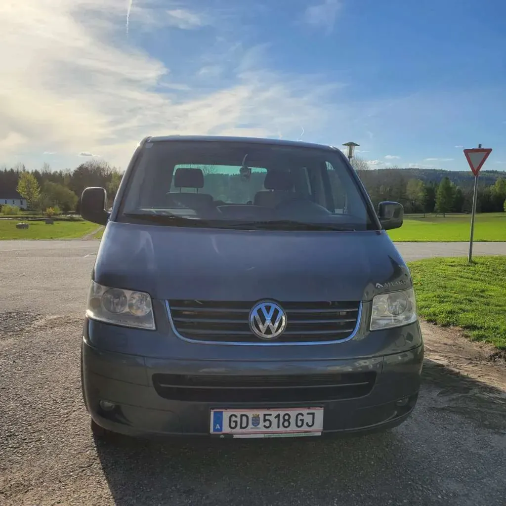 Volkswagen Multivan 2008 photo 2