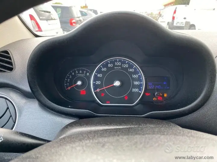 Hyundai I10 2012 photo 5