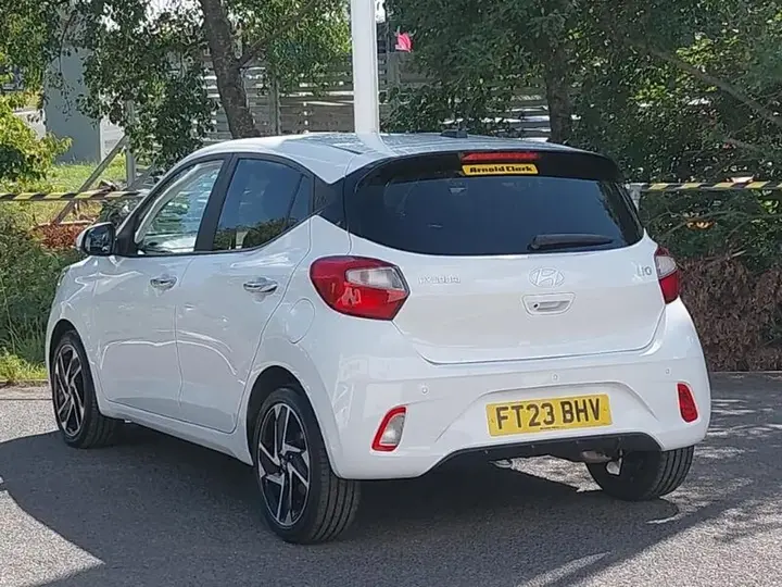 Hyundai I10 2023 photo 2