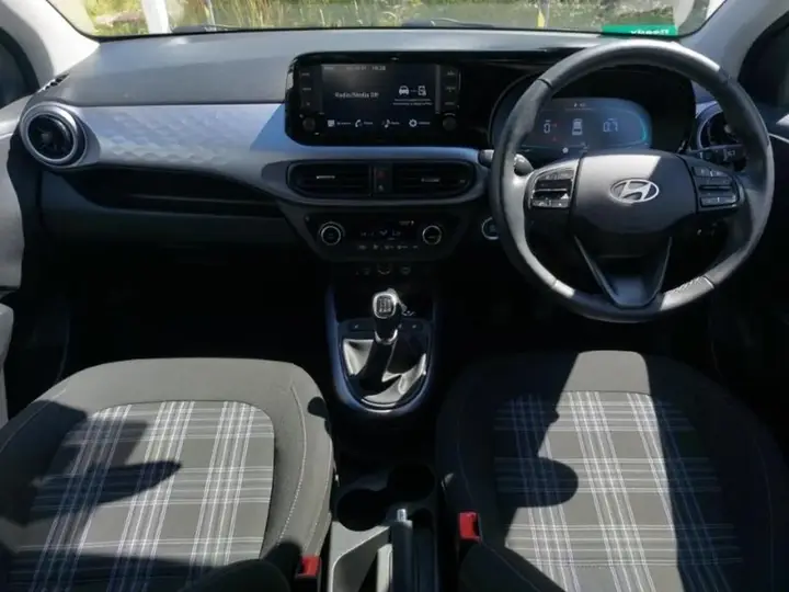 Hyundai I10 2023 photo 3