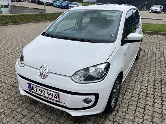Volkswagen Up 2015 photo 2