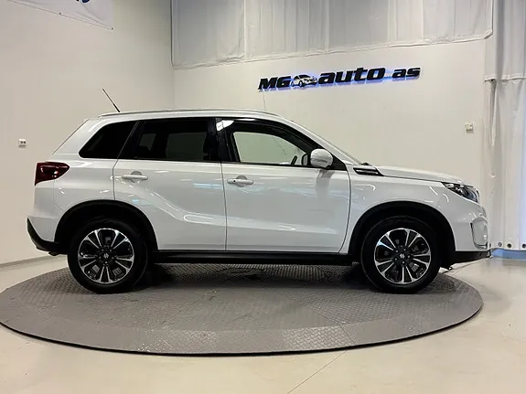 Suzuki Vitara 2024 photo 3