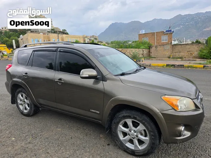 Toyota Rav4 2012 photo 2