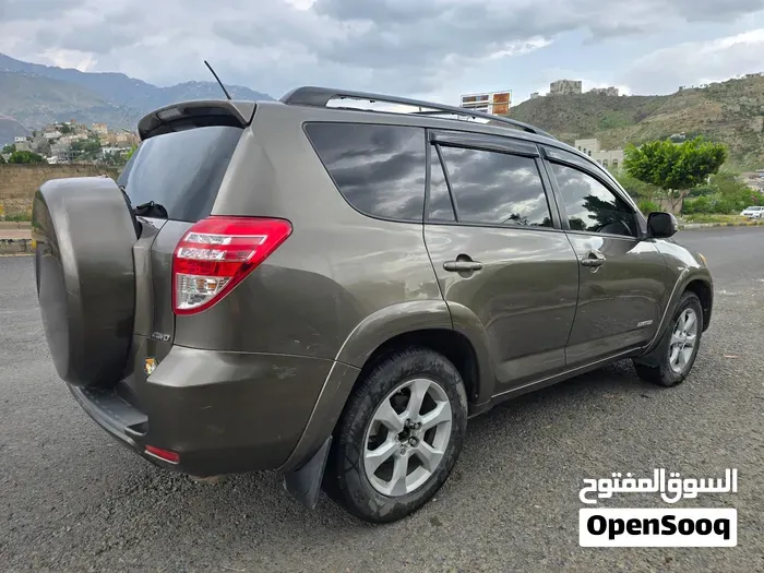 Toyota Rav4 2012 photo 3
