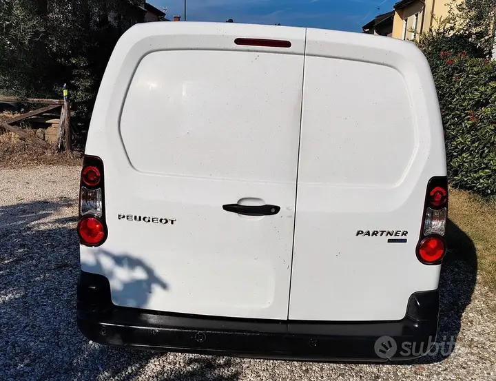 Peugeot Partner 2016 photo 4