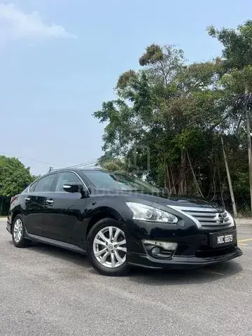 Nissan Teana