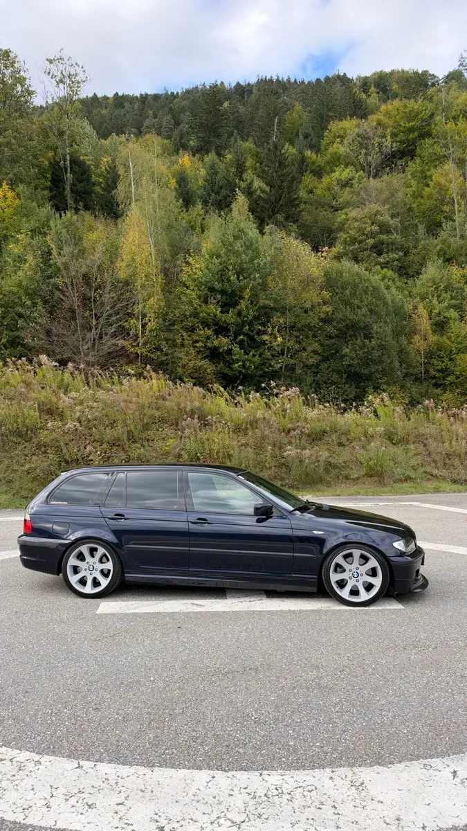 BMW 3 Series 2004 photo 3