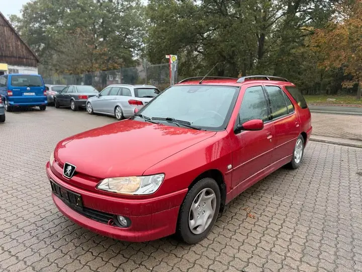 Peugeot 306