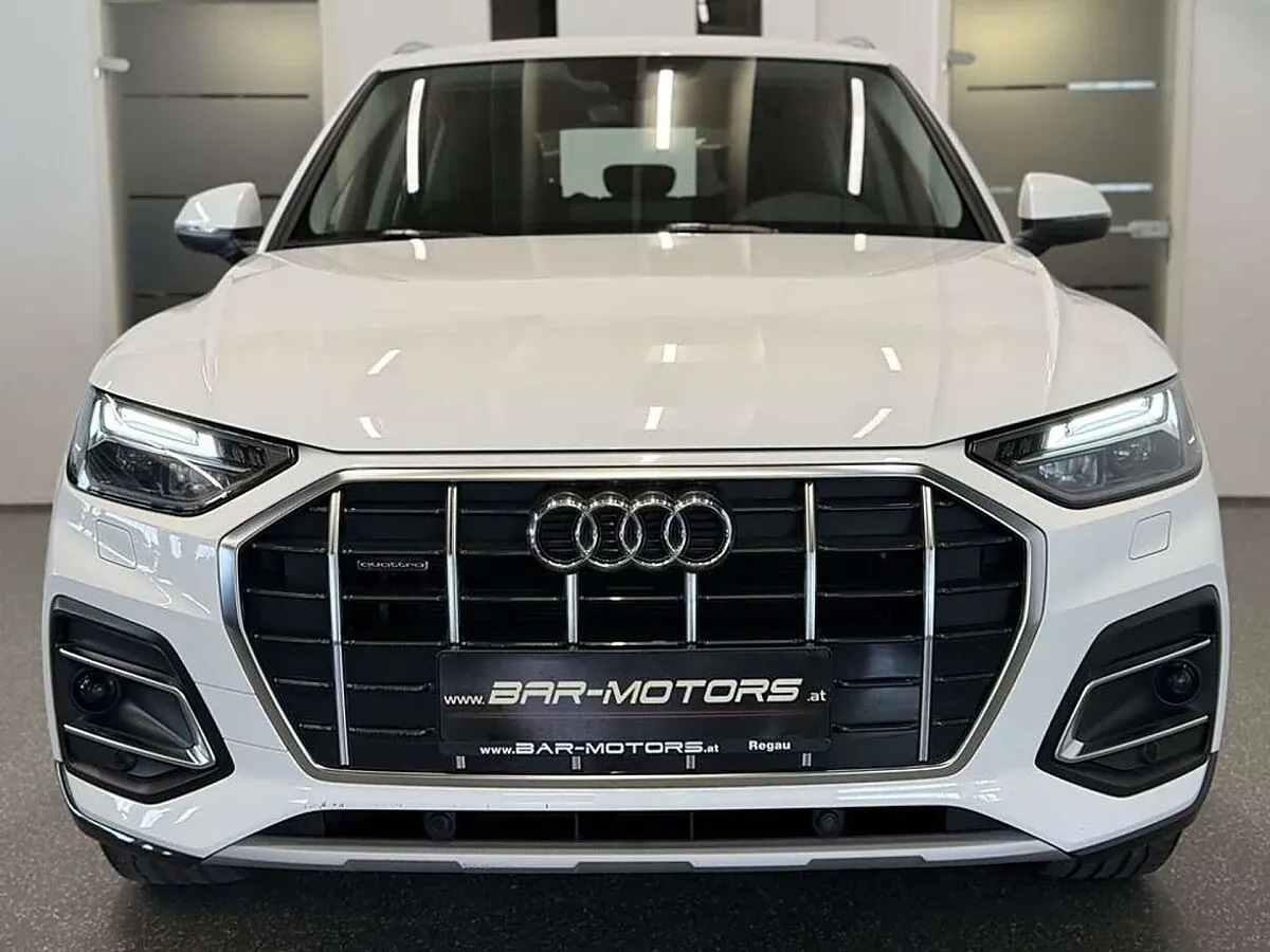 Audi Q5 2022 photo 2