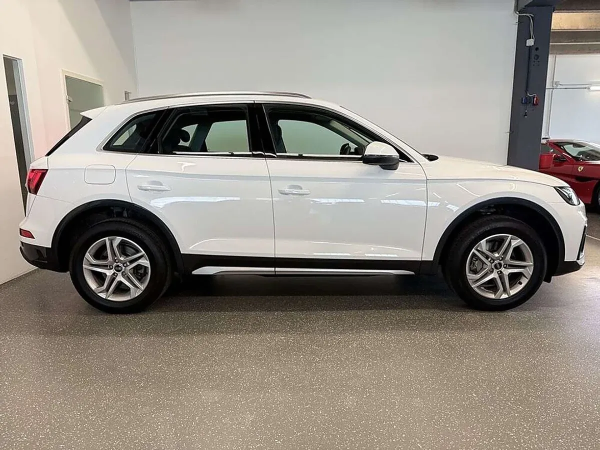 Audi Q5 2022 photo 3