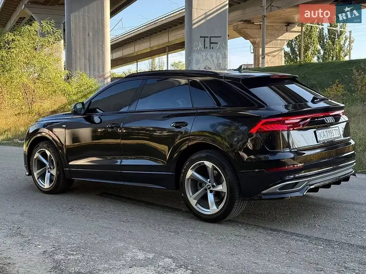 Audi Q8 2018 photo 4