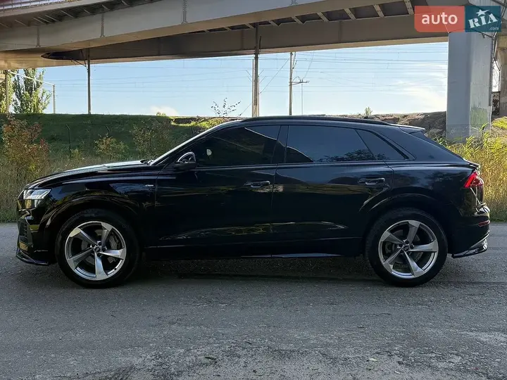 Audi Q8 2018 photo 3