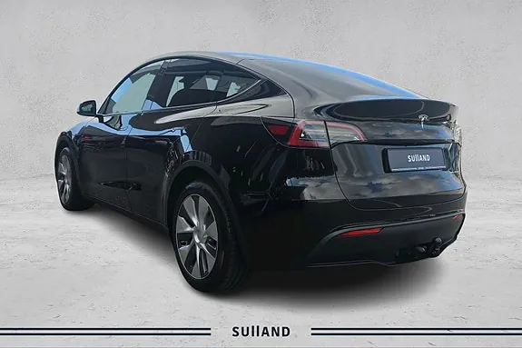 Tesla Model Y 2023 photo 4