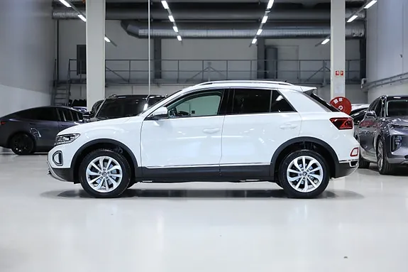 Volkswagen T-Roc 2023 photo 4
