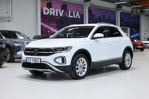 Volkswagen T-Roc 2023 photo 2