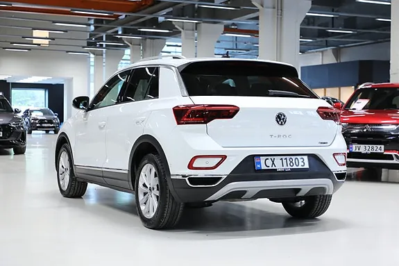 Volkswagen T-Roc 2023 photo 5
