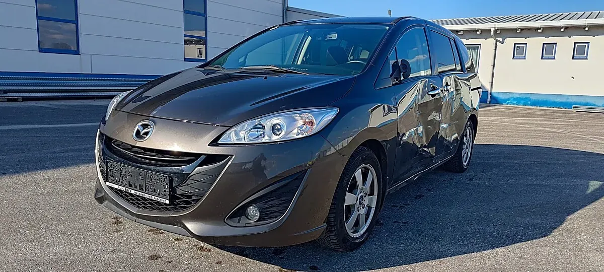 Mazda Mazda5 2015 photo 2