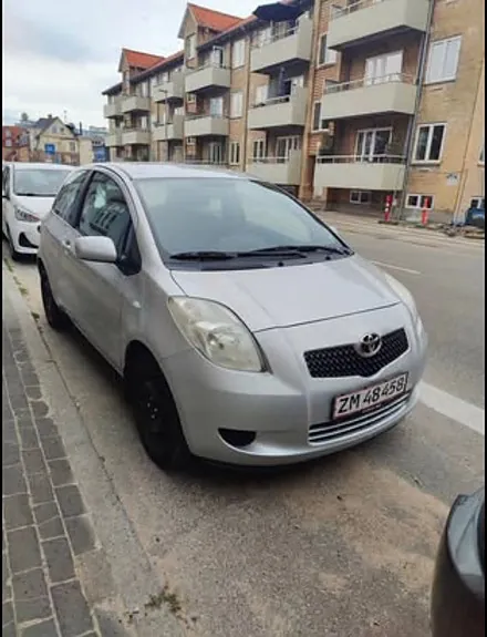 Toyota Yaris 2008 photo 2