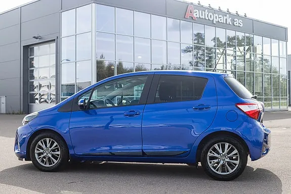 Toyota Yaris 2017 photo 5