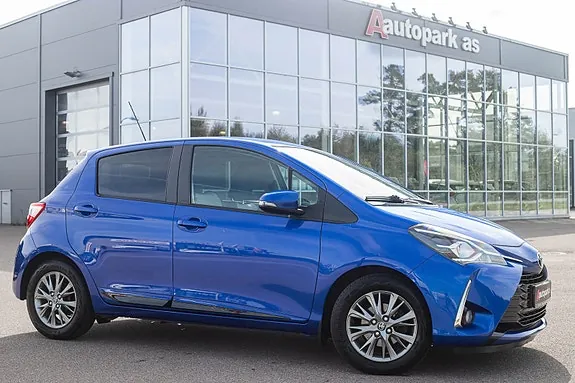 Toyota Yaris 2017 photo 2
