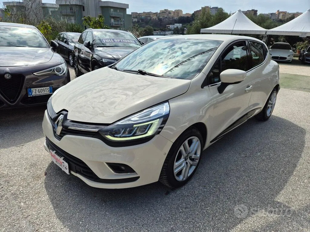 Renault Clio 2018 photo 2