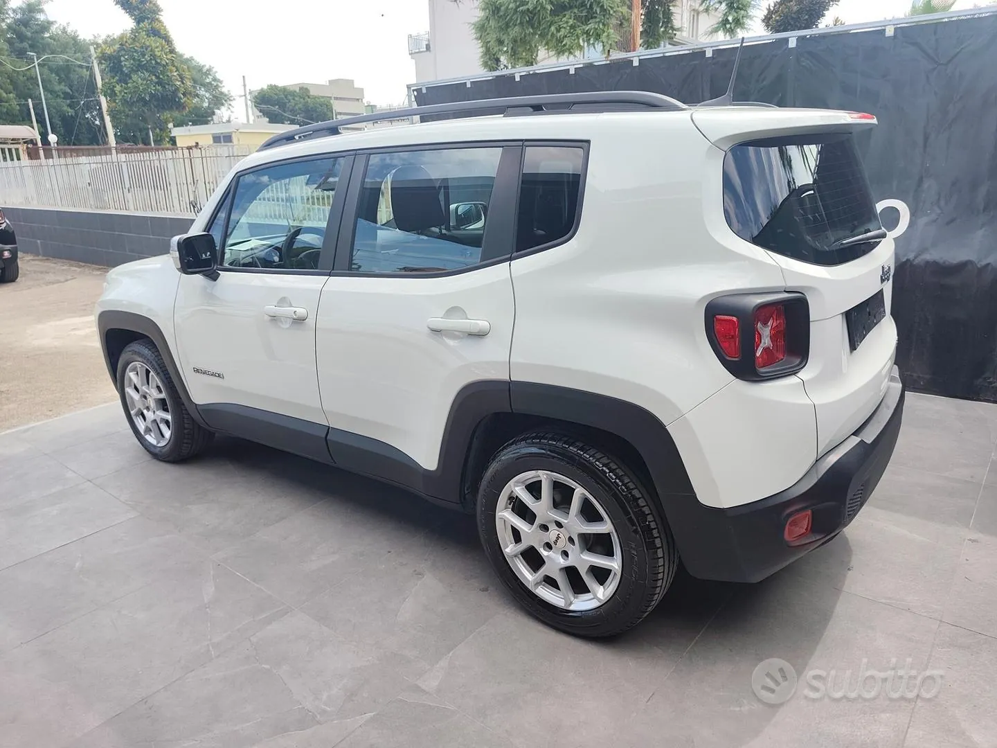 Jeep Renegade 2022 photo 4