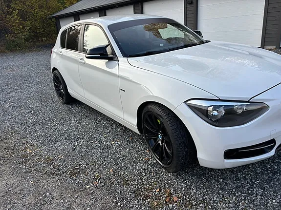 BMW 118I 2012 photo 2