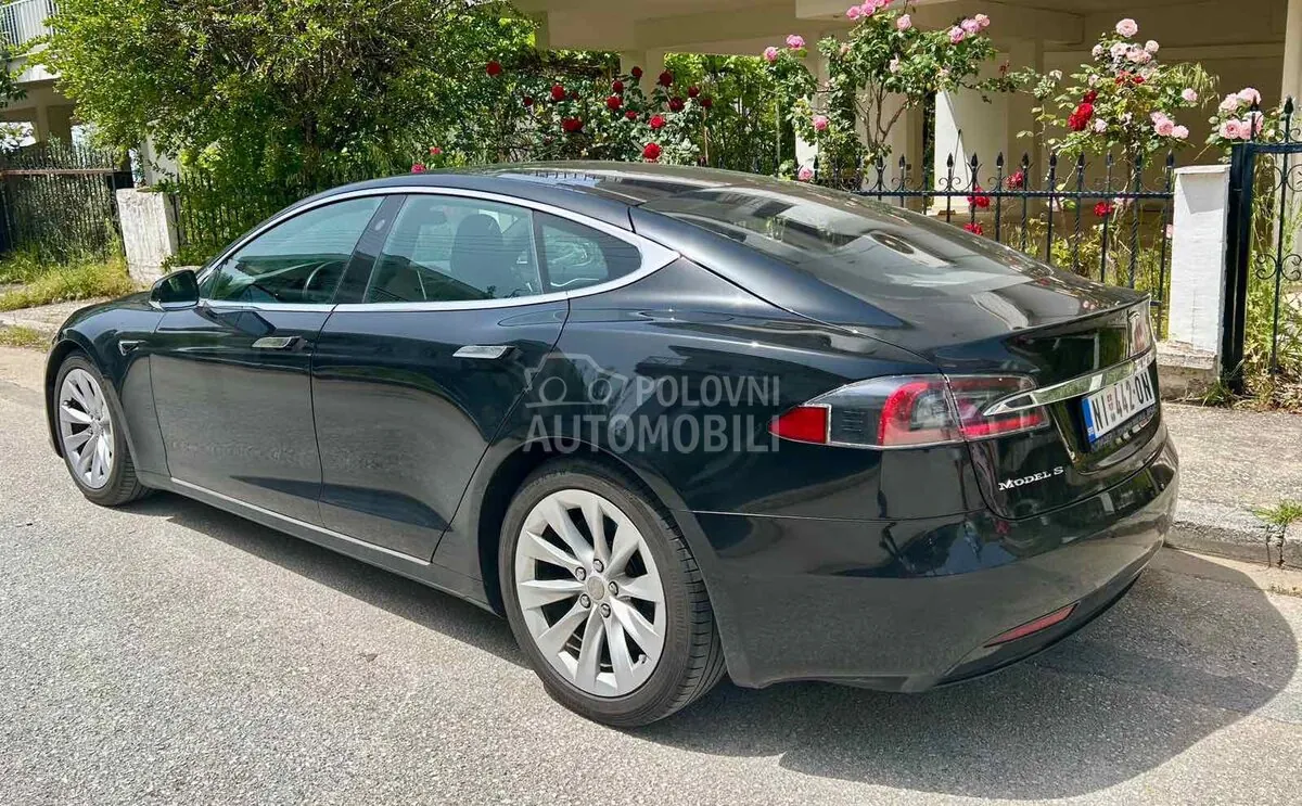 Tesla Model S 2017 photo 3
