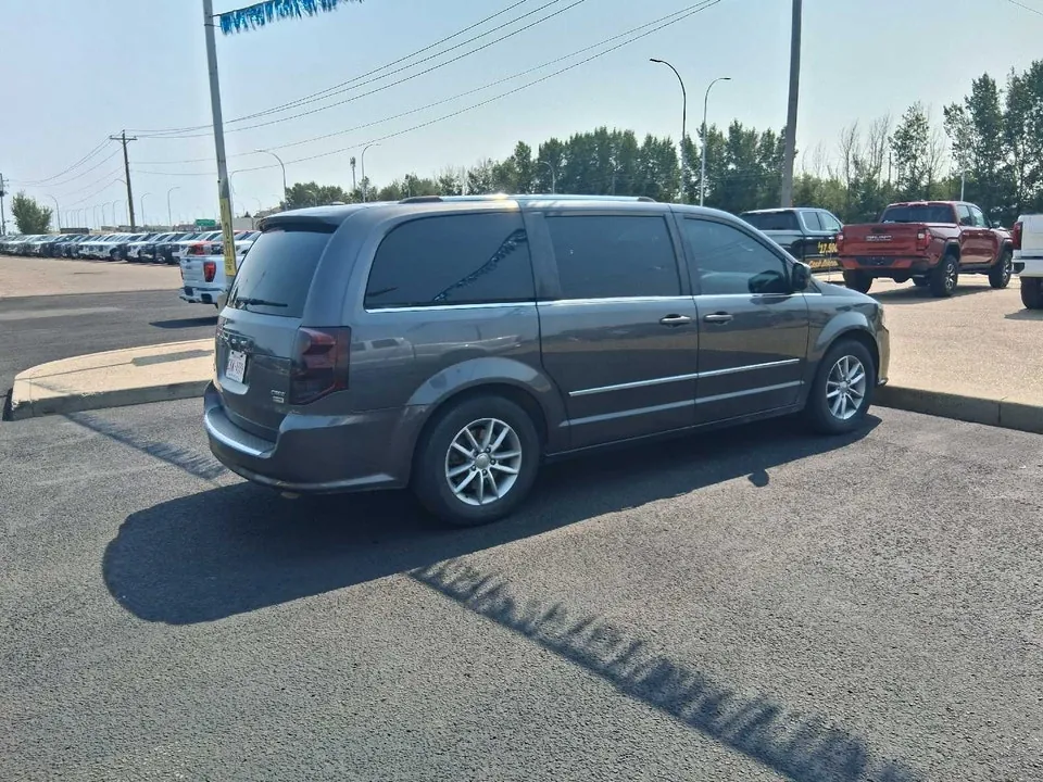 Dodge Caravan 2016 photo 5