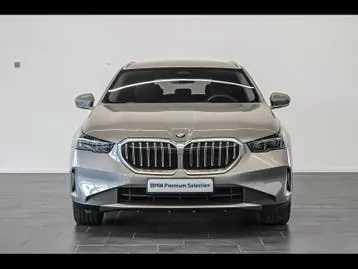 BMW 5 Series 2025 photo 2