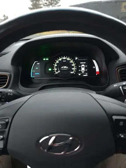 Hyundai Ioniq 2017 photo 2