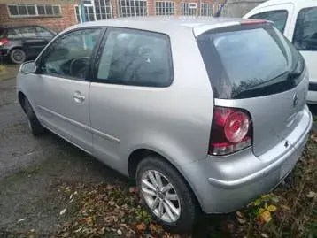Volkswagen Polo 2008 photo 3