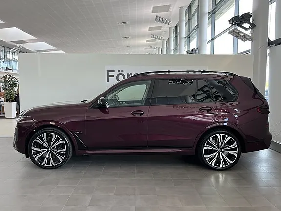 BMW X7 2025 photo 3