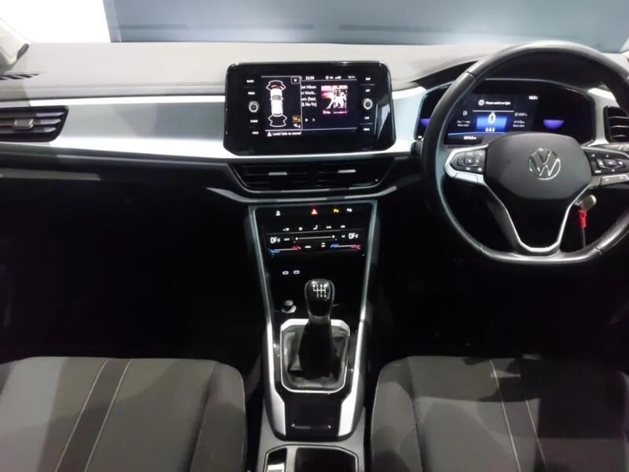 Volkswagen T-Roc 2022 photo 3
