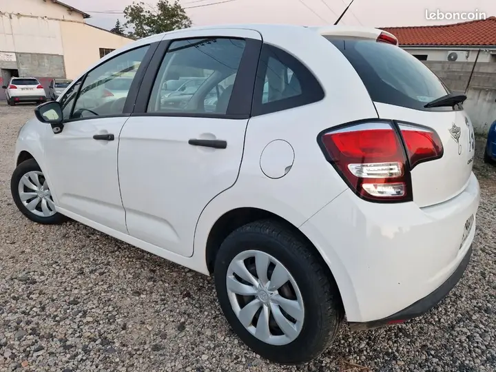 Citroen C3 2015 photo 5