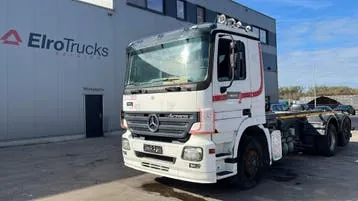 Mercedes-Benz Actros 2544