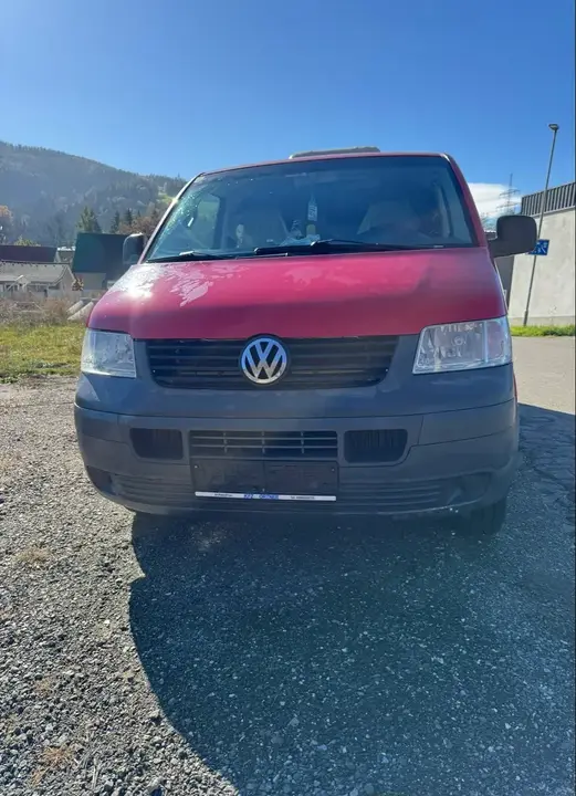 Volkswagen T5 2004 photo 3