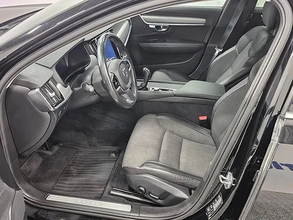 Volvo V90 2017 photo 2