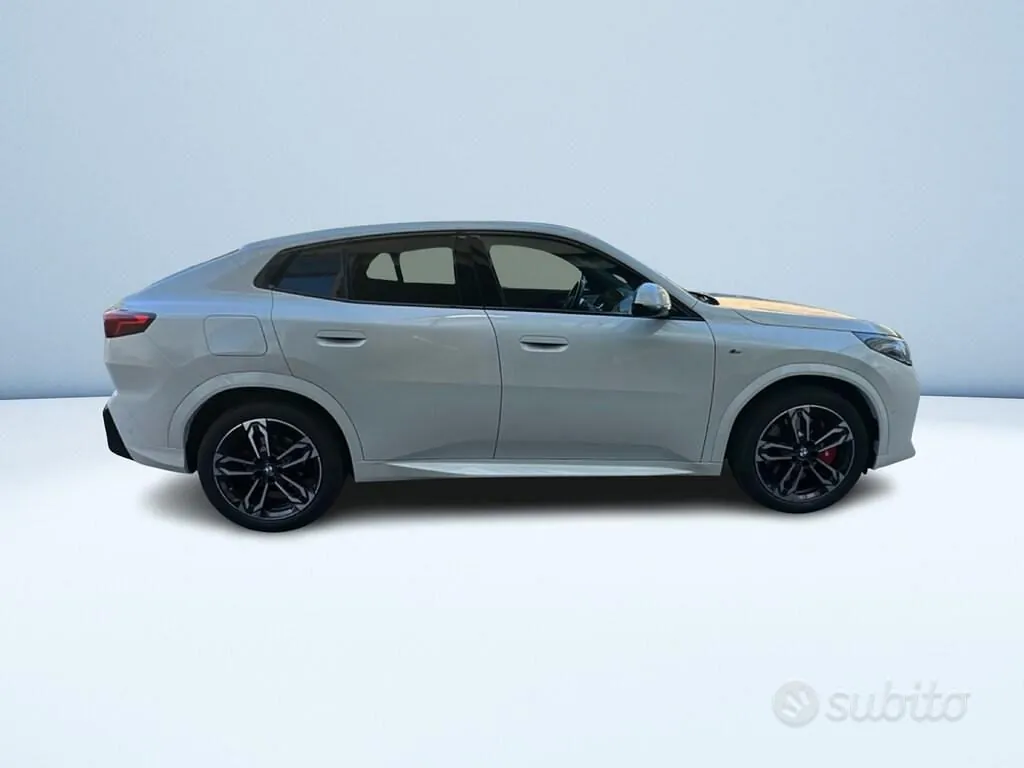 BMW X2 2025 photo 4