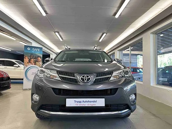 Toyota Rav4 2015 photo 2