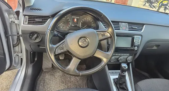 Skoda Octavia 2014 photo 3